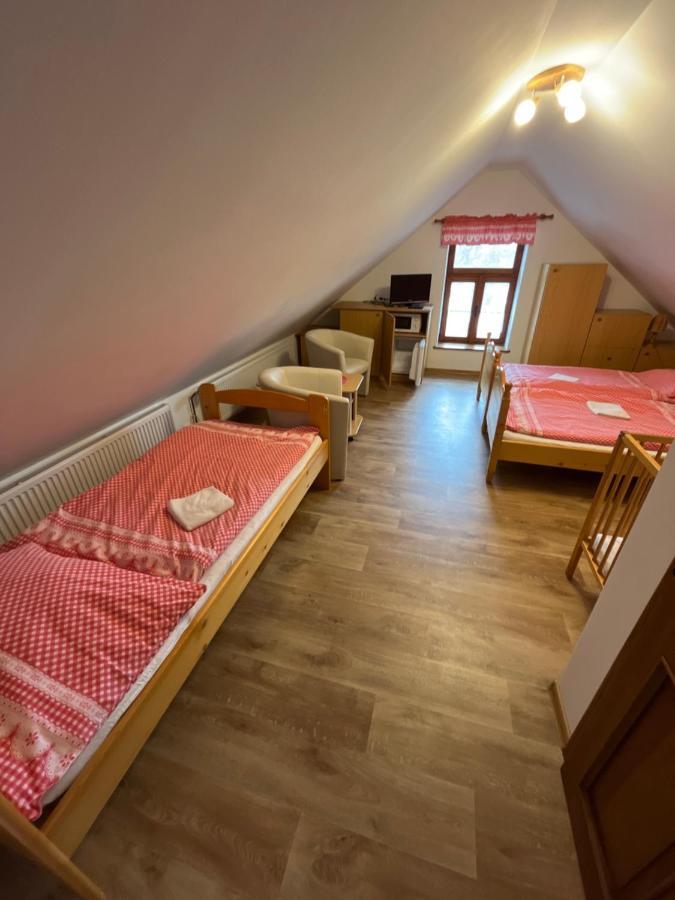 Sokoli Hnizdo Hotel Hlaska Kültér fotó