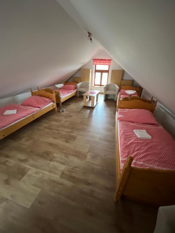 Sokoli Hnizdo Hotel Hlaska Kültér fotó